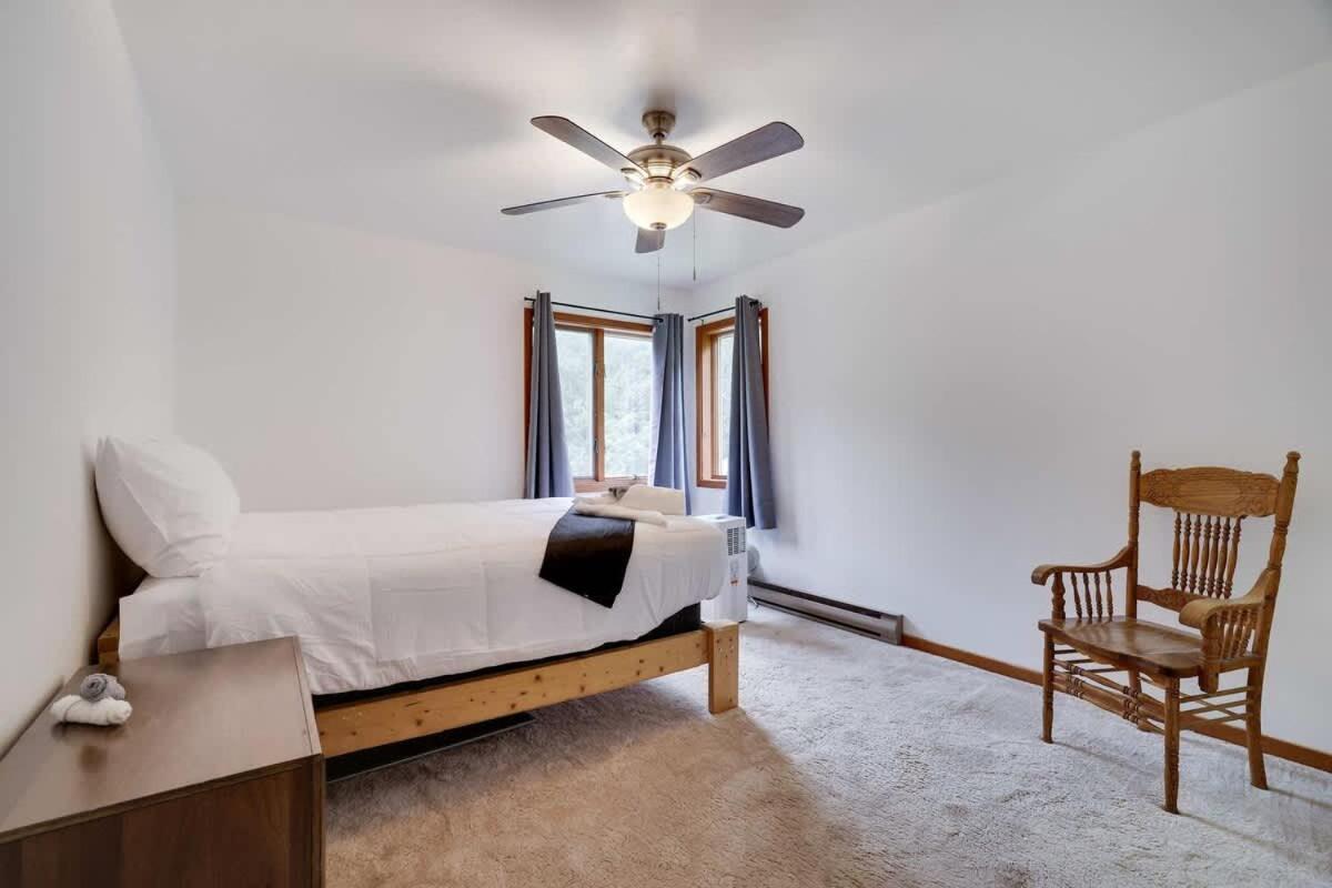 Relax In Blakeslee - Spacious 5Br Home With Bbq מראה חיצוני תמונה
